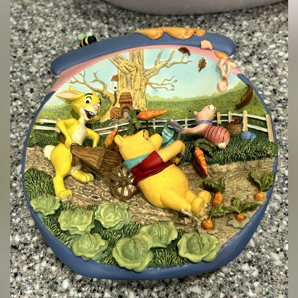 “HAPPY WINDSDAY” Winnie the Pooh 3D Sculptured Plate